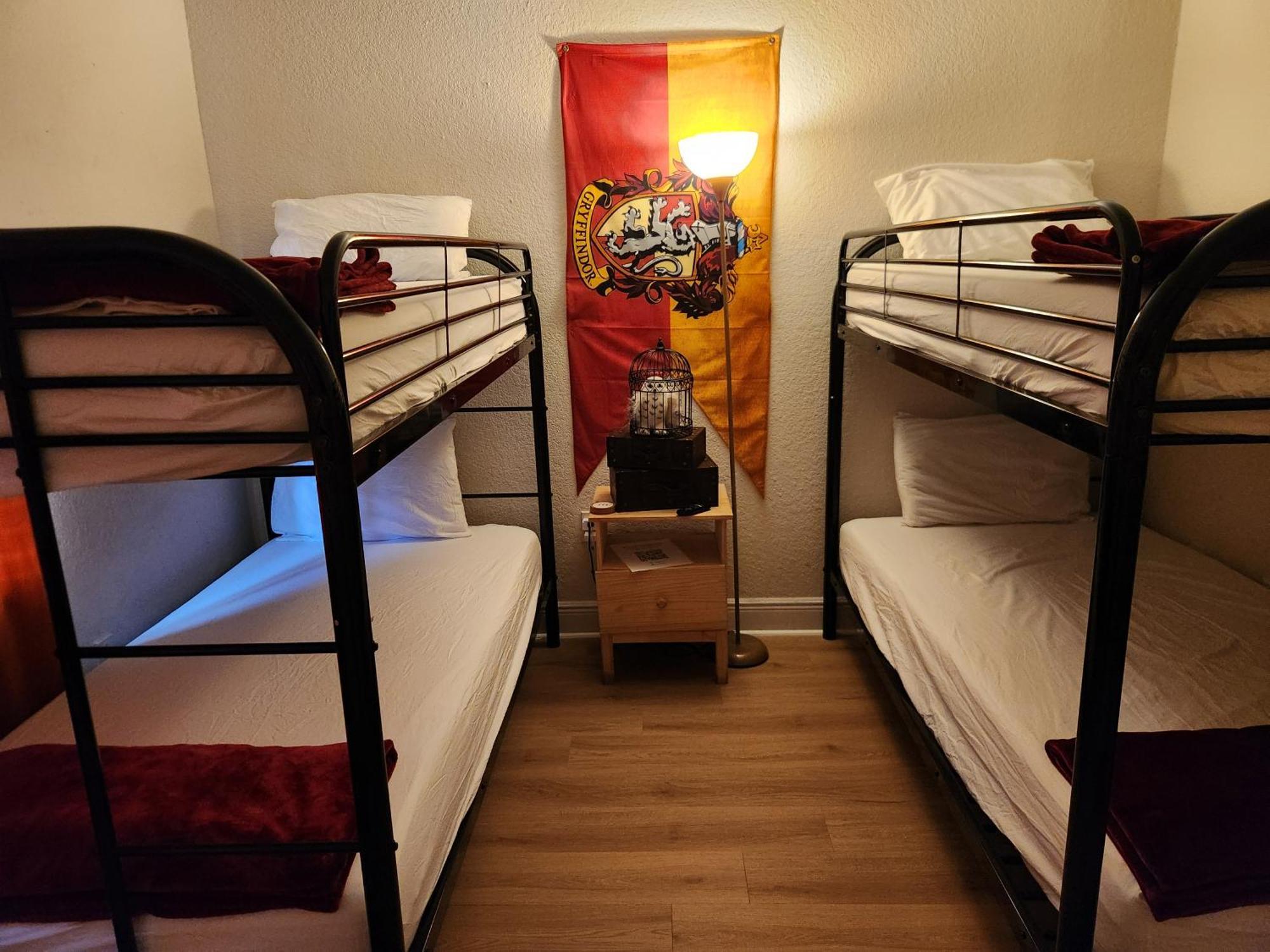 Centauri Vacation Rentals: Orlando 2-Bedroom Condo with Free Parking Exterior photo